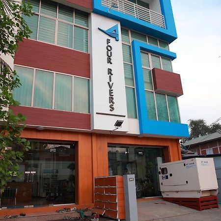 Four Rivers B&B Mandalay Extérieur photo