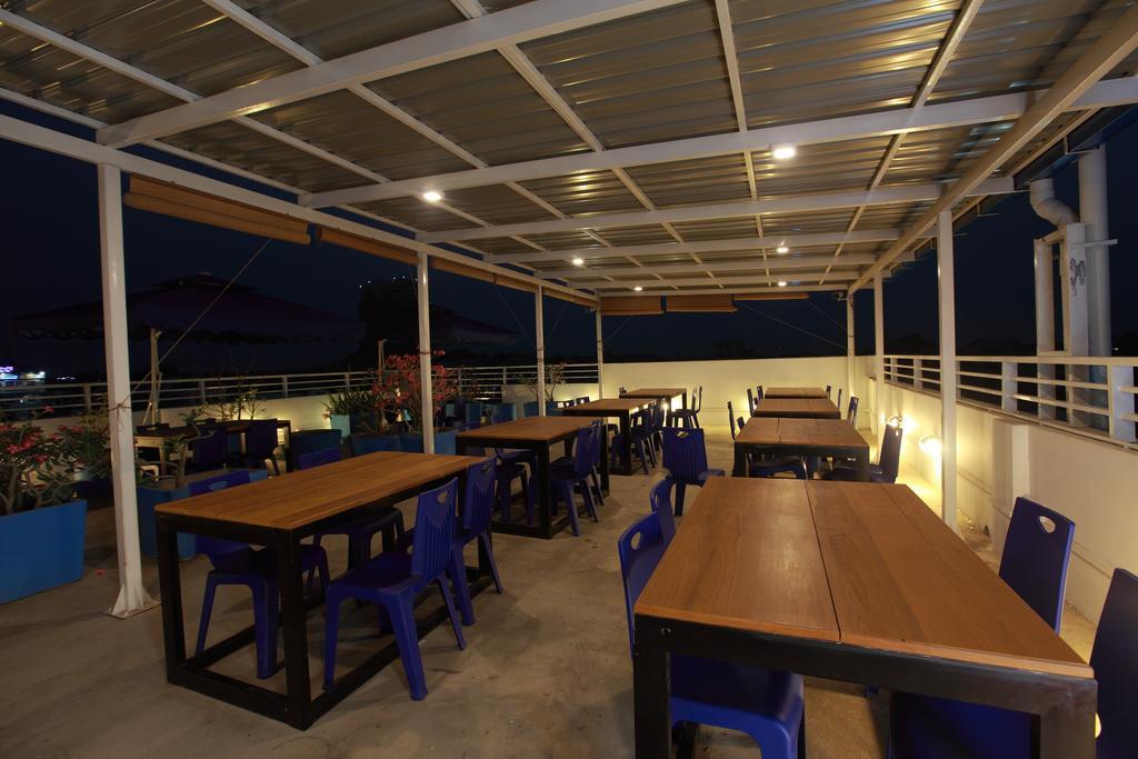 Four Rivers B&B Mandalay Extérieur photo