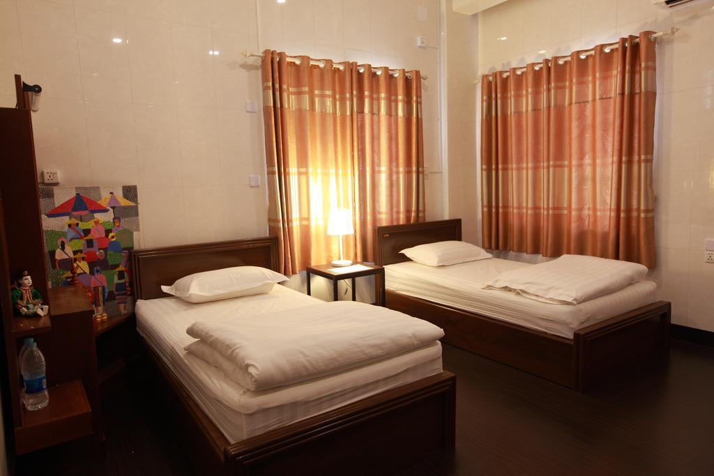 Four Rivers B&B Mandalay Extérieur photo